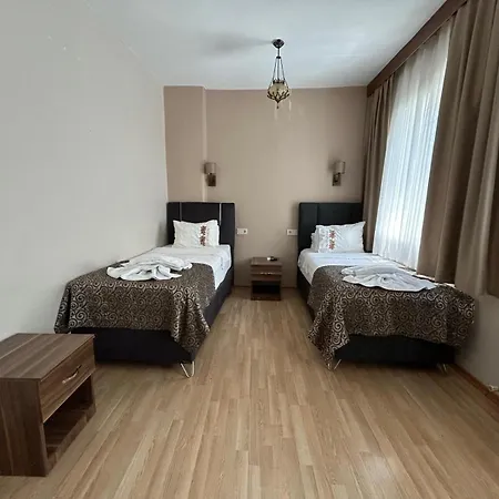 Buhara Family Stone House Appartement Istanboel Buitenkant foto